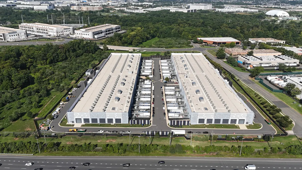 Investice do AI datových center dosáhnou 32 bilionů